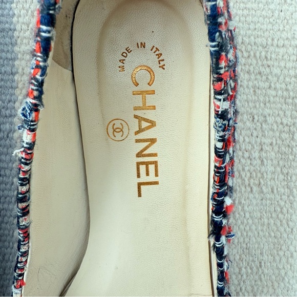 Chanel Tweed and Studded Red White Blue Ballet Flats - Picture 3 of 9